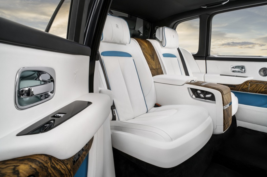 Rolls-Royce Cullinan (2018) - 12.07.2020
