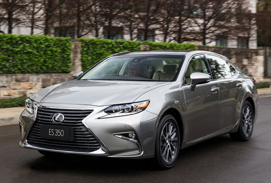 Lexus ES (2015) - 21.10.2015