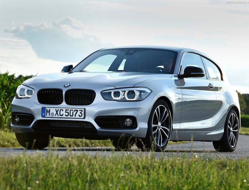 BMW 1 2017  FOLIA PPF DO WNĘTRZA PIANO BLACK EKRANY ZESTAW