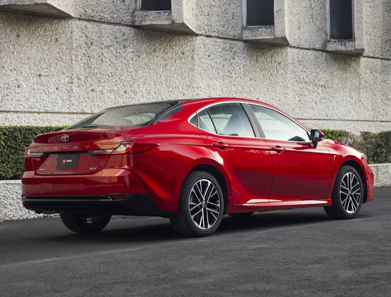 Toyota Camry (2024) LE - 29.08.2025