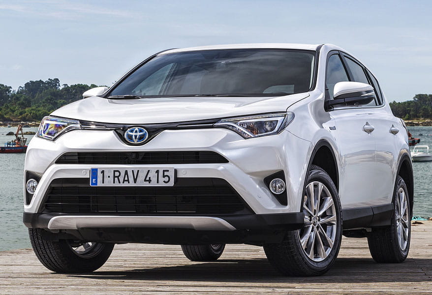 Toyota RAV4 (2015) c решеткой - 12.11.2015