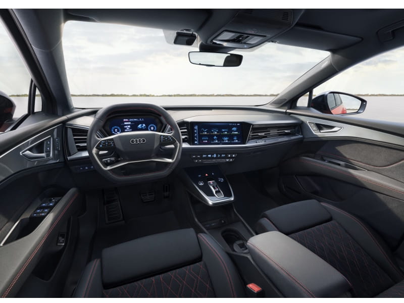 Folia ochronna PPF do wnętrza Audi Q5 E-Tron (2023) – formatki (zestaw)