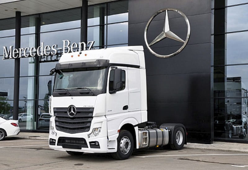 Folia ochronna PPF do wnętrza Mercedes-Benz Actros 1845 (2013) – formatki (zestaw)