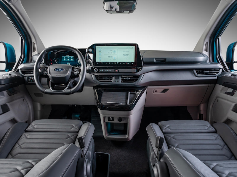 Ford Tourneo (2023) Custom Titanium - 31.10.2025
