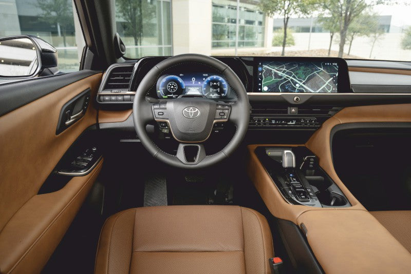 Toyota Crown Signia (2025) - 12.11.2024
