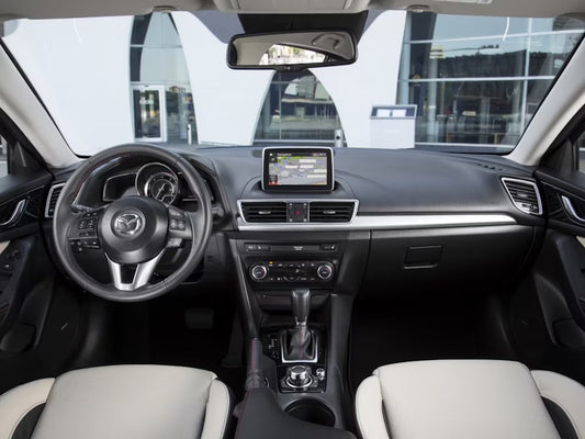 Mazda 3 (2013) - 17.10.2025